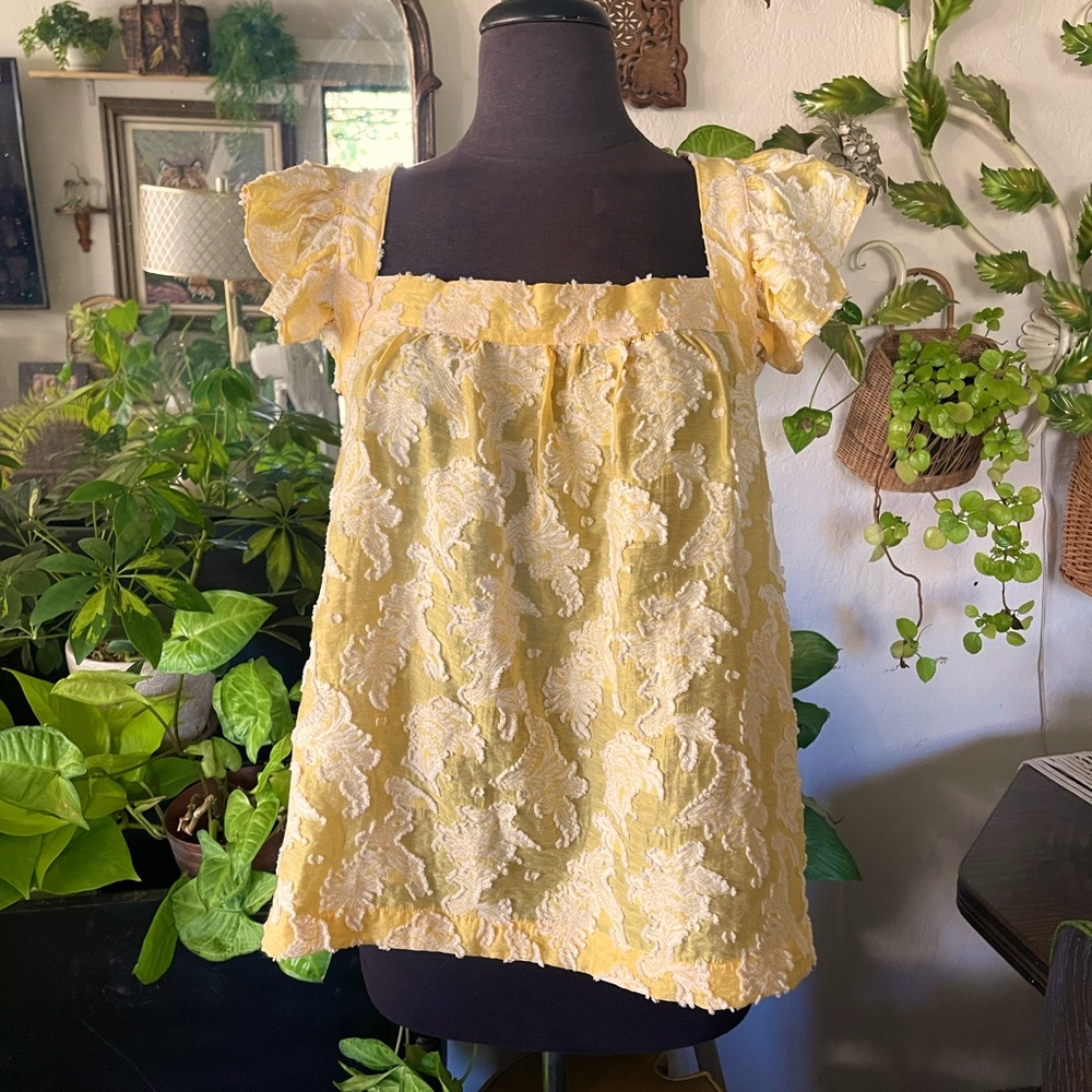 Pretty Anthropologie Ruffle Tank